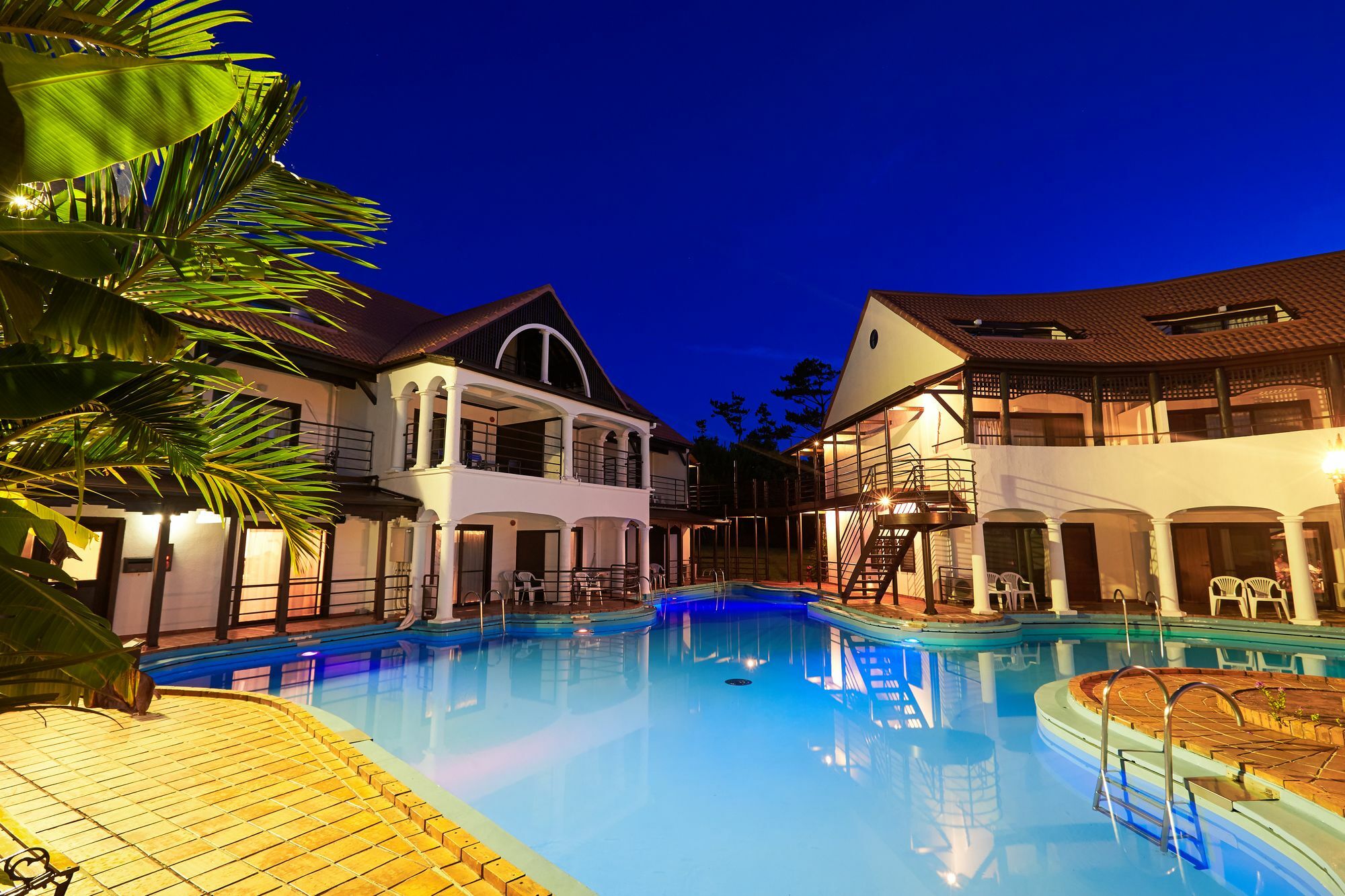 The Pool Resort Villa Ichigoichie Onna Ngoại thất bức ảnh